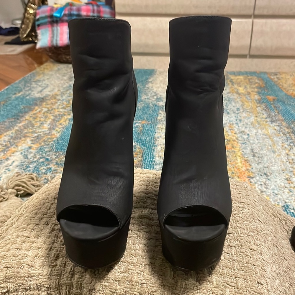 Steve Madden, black, size 7